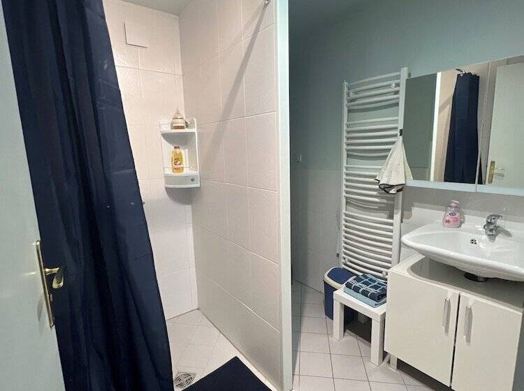 مبيت وإفطار Manoir De Grimbosq