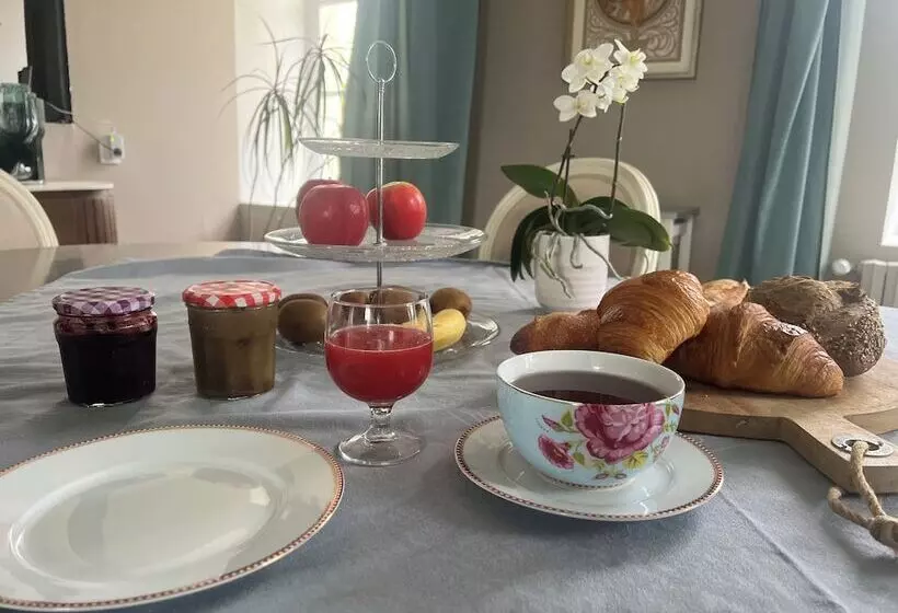Aamiaismajoitus (B&B) Manoir De Grimbosq