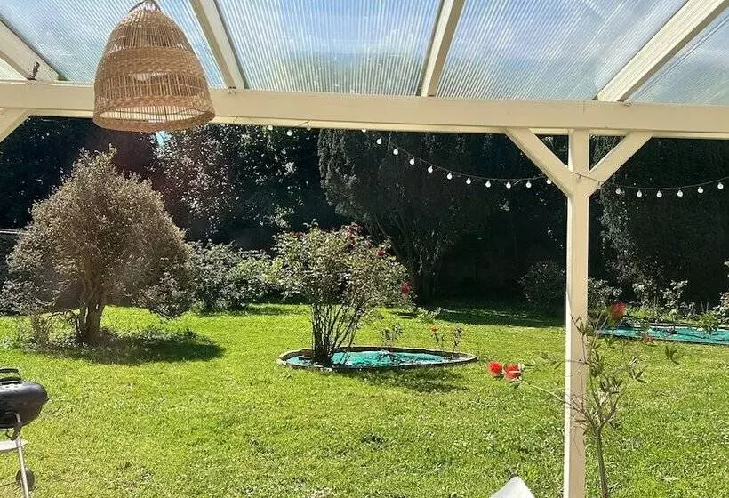 Aamiaismajoitus (B&B) Manoir De Grimbosq