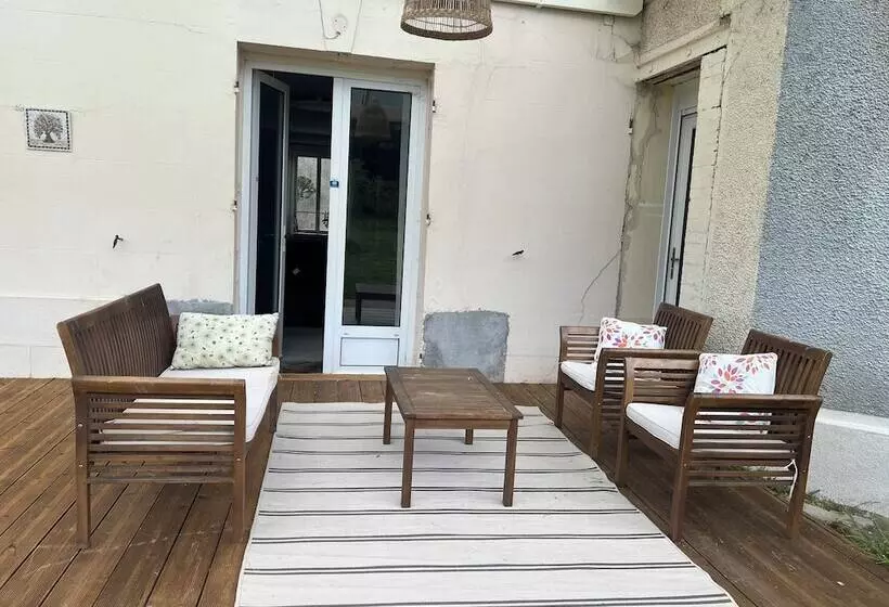 Aamiaismajoitus (B&B) Manoir De Grimbosq