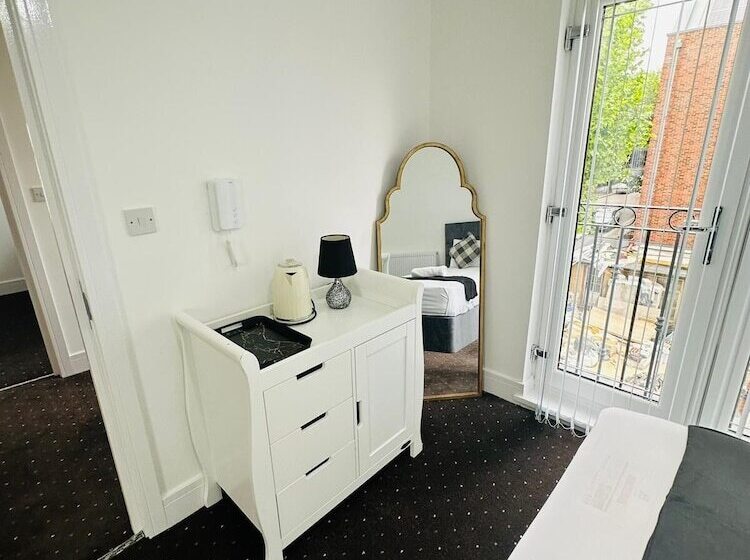 Otel Black Horse Inn