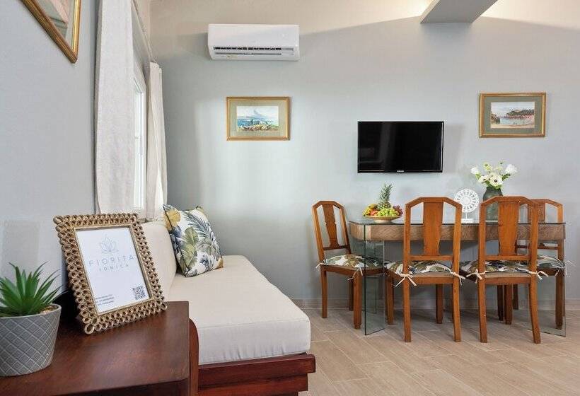 فندق Fiorita Ionica