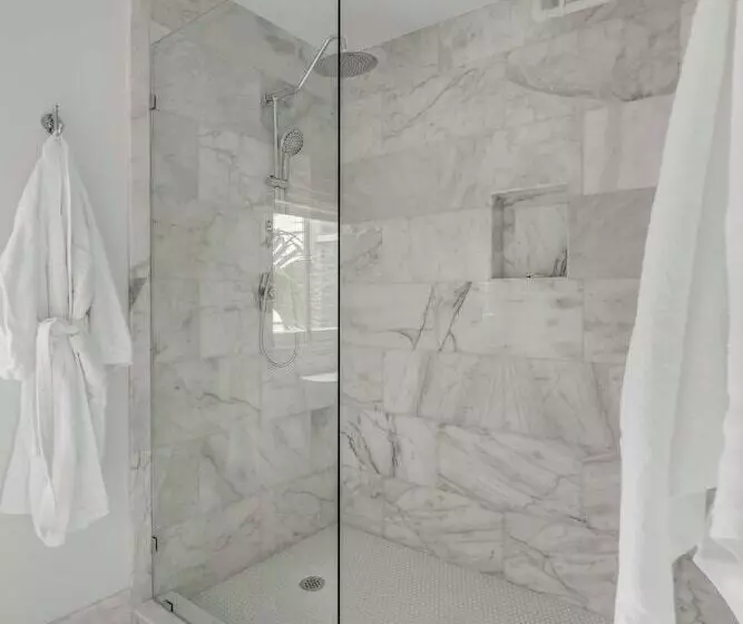 ペンション Circa 1785