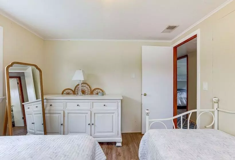 Pet Friendly Long Beach Island Home: Walk To Beach