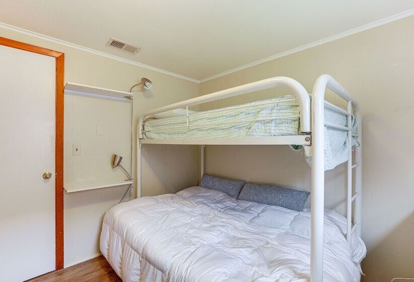 Pet Friendly Long Beach Island Home: Walk To Beach