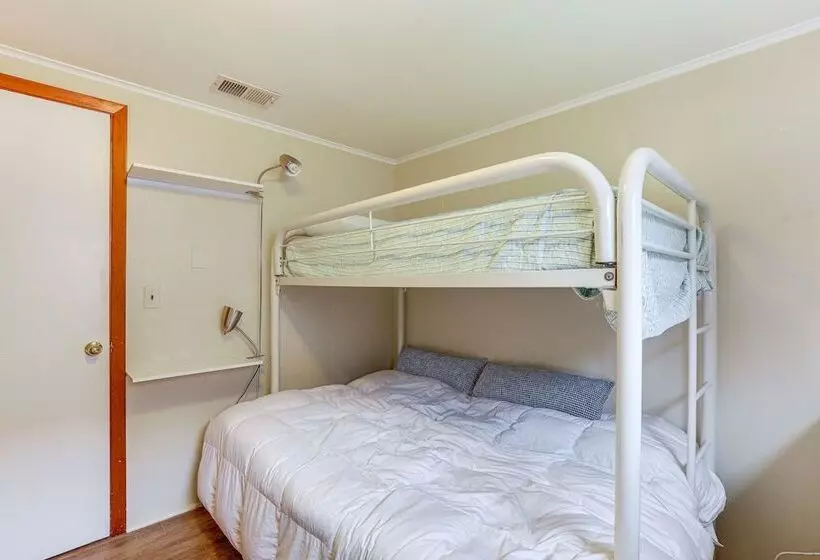 Pet Friendly Long Beach Island Home: Walk To Beach