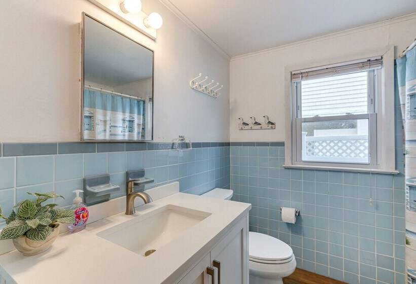 Pet Friendly Long Beach Island Home: Walk To Beach