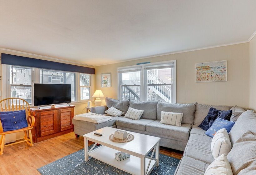 Pet Friendly Long Beach Island Home: Walk To Beach