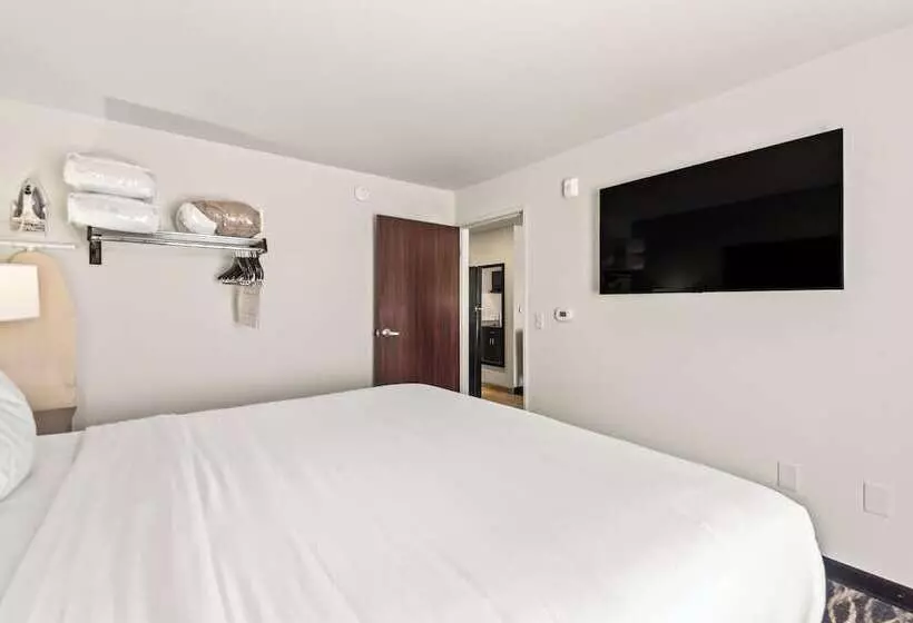 Riverstone Suites By Cobblestone Hotels   Chippewa Falls