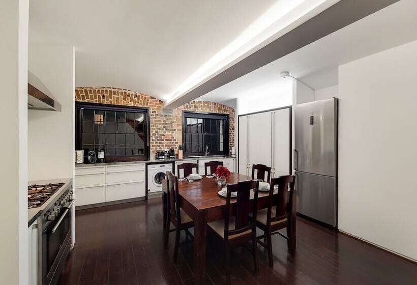 The Chesham Residences