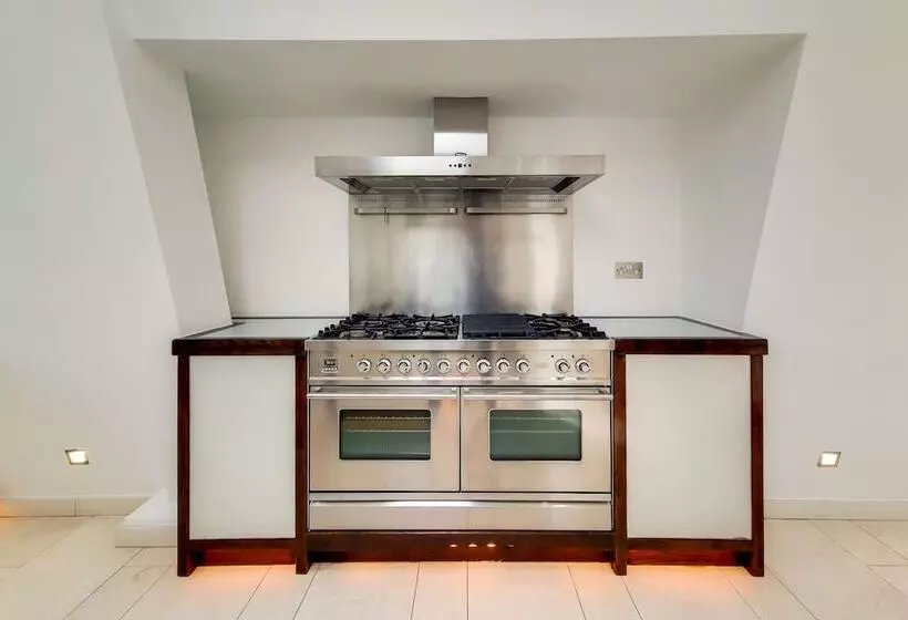 The Chesham Residences