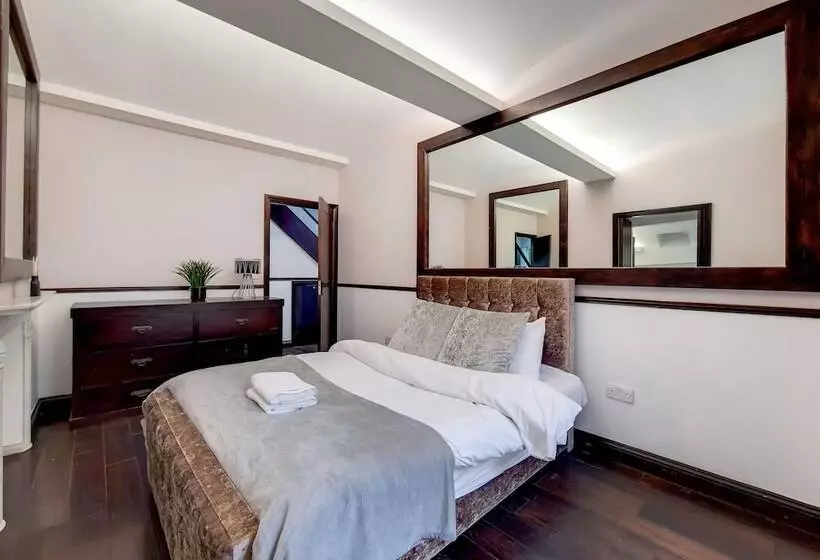 The Chesham Residences