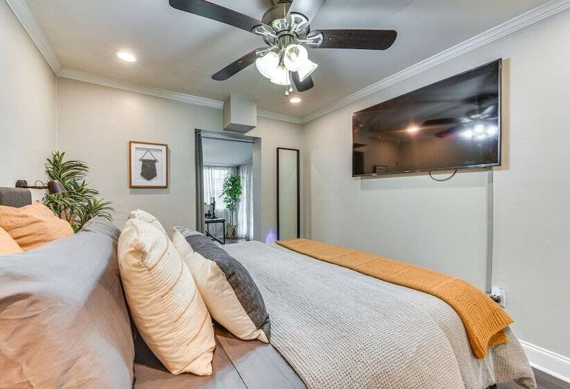 Baton Rouge Home W/ Private Patio: 2 Mi To Lsu!