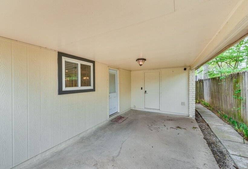 Baton Rouge Home W/ Private Patio: 2 Mi To Lsu!