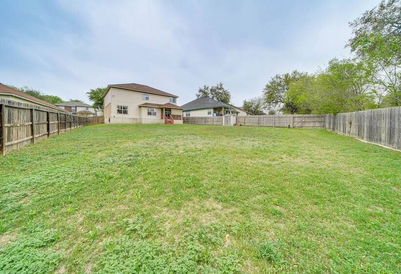 Family Friendly San Antonio Escape W/ Game Room