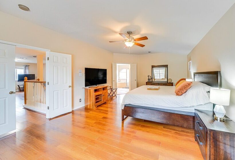 Family Friendly San Antonio Escape W/ Game Room