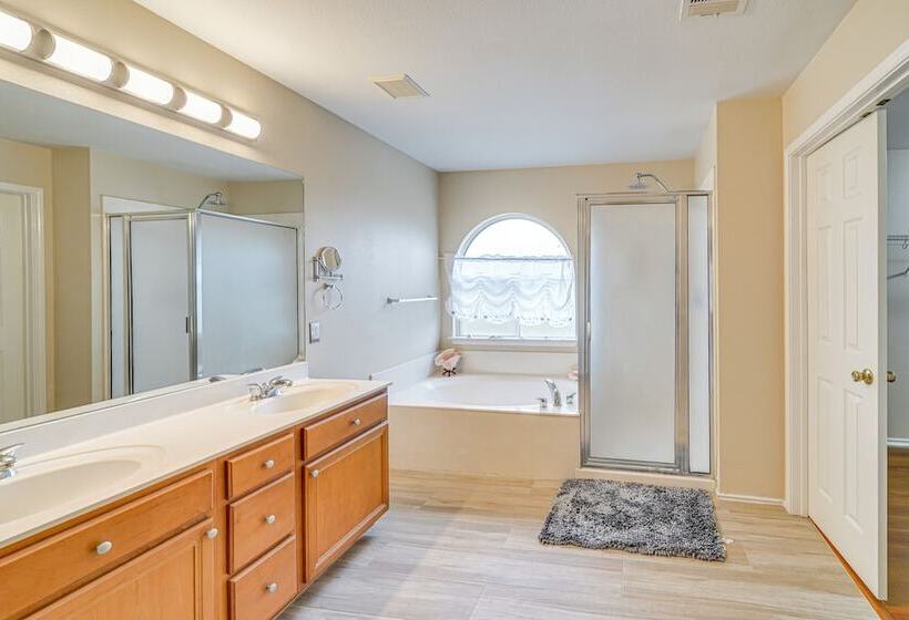 Family Friendly San Antonio Escape W/ Game Room