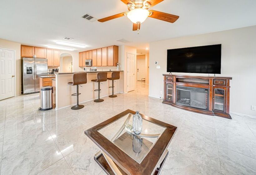 Family Friendly San Antonio Escape W/ Game Room