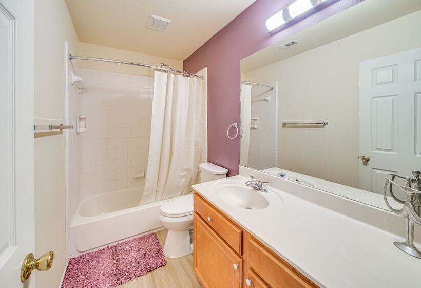 Family Friendly San Antonio Escape W/ Game Room