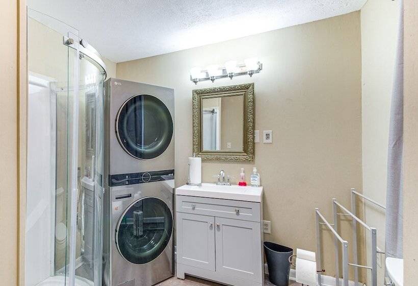 Cozy Vicksburg Home W/ Patio ~ 1 Mi To Riverfront!