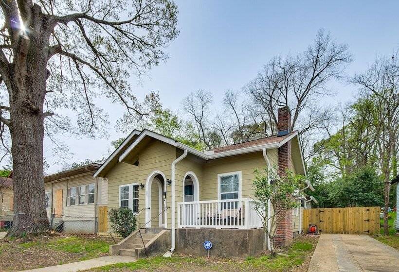 Cozy Vicksburg Home W/ Patio ~ 1 Mi To Riverfront!