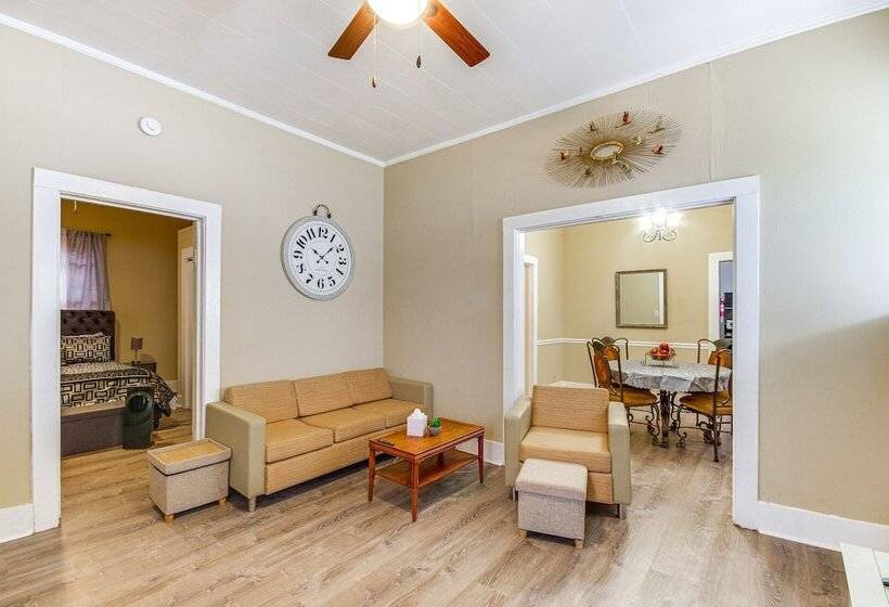 Cozy Vicksburg Home W/ Patio ~ 1 Mi To Riverfront!