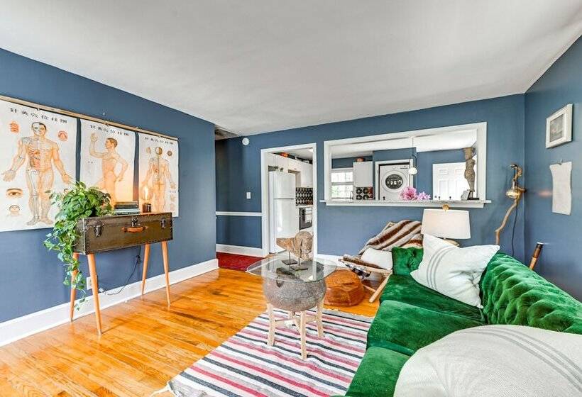 Eclectic Winston Salem Home: 3 Mi To Downtown!