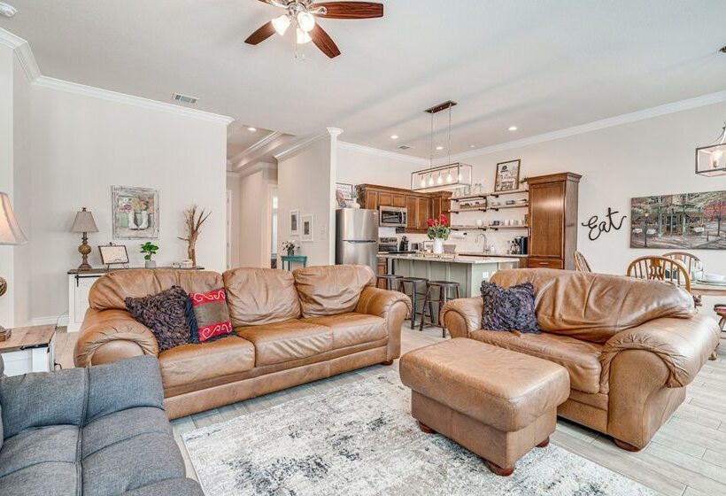 Family Friendly Lago Vista Home Near Lake Travis!