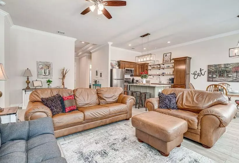 Family Friendly Lago Vista Home Near Lake Travis!