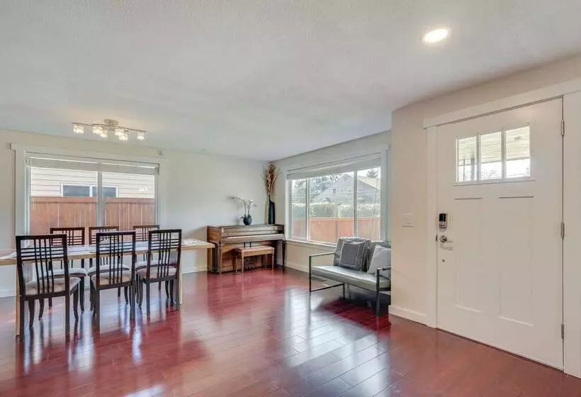 Renton Home: Gazebo W/ Tv & Bbq, 15 Mi To Seattle