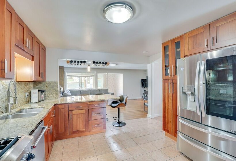 Renton Home: Gazebo W/ Tv & Bbq, 15 Mi To Seattle