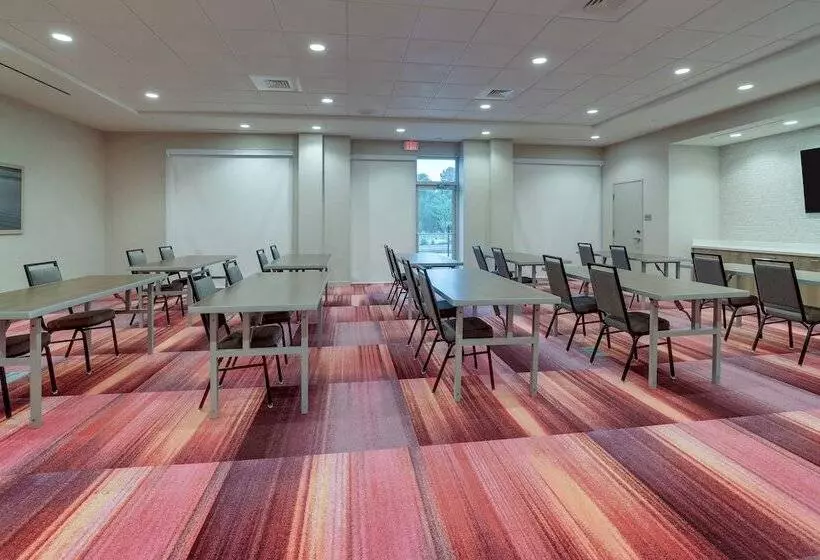 ホテル Home2 Suites By Hilton Sanford