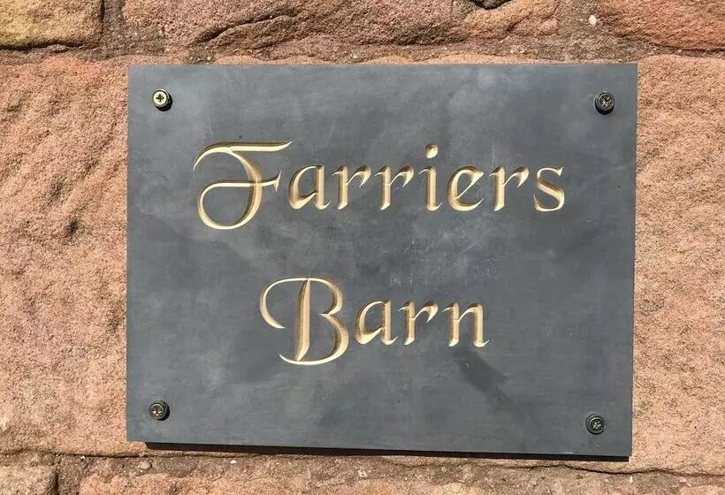 Maaseutuhotelli 1 Bed Barn Alton Towers Chatsworth Polars Peaks