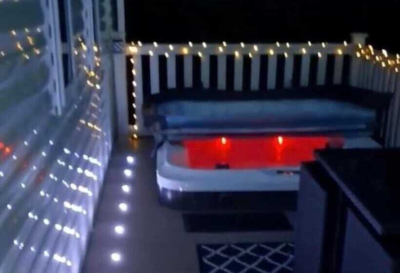 ホテル Caravansleeps6 Hottub Garden Waterwonderland