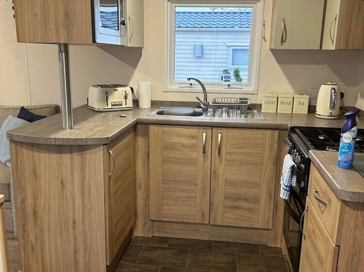 ホテル Caravansleeps6 Hottub Garden Waterwonderland