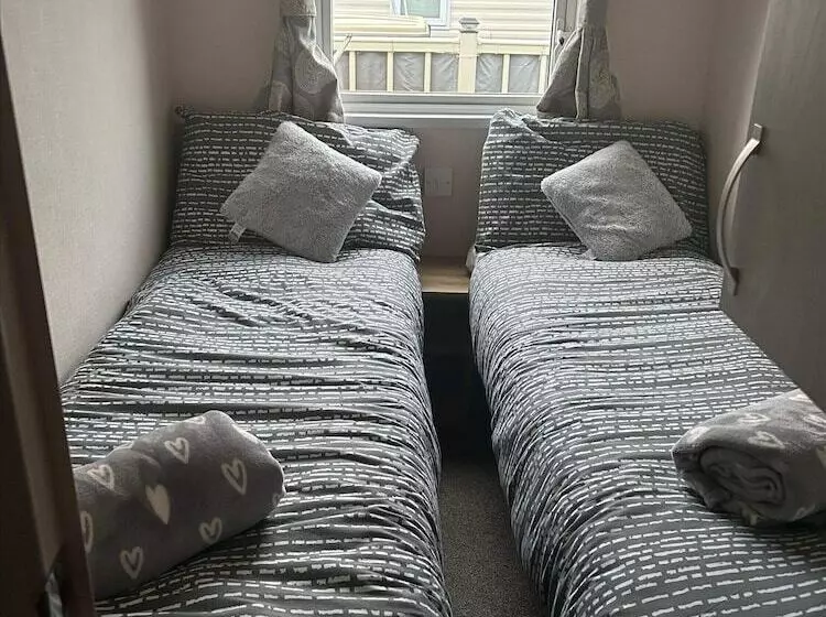 ホテル Caravansleeps6 Hottub Garden Waterwonderland