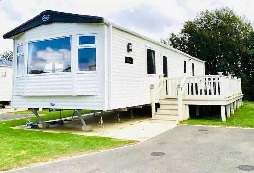 ホテル Caravansleeps6 Hottub Garden Waterwonderland