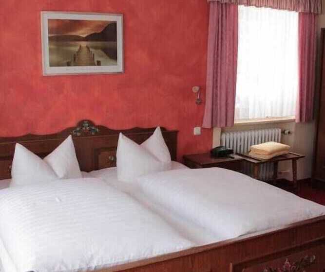 فندق Waldfrieden