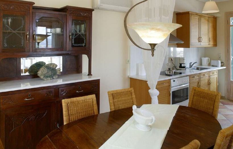 Lefkada Collection Villas