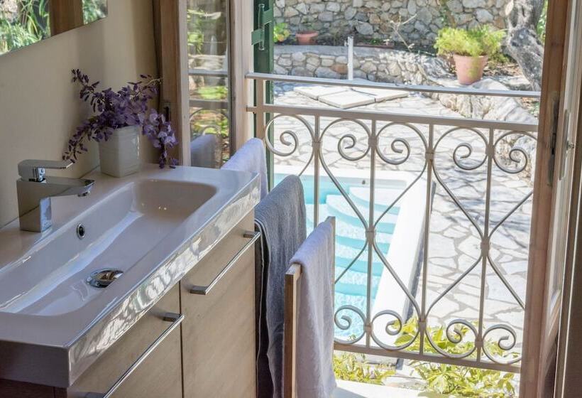 Lefkada Collection Villas