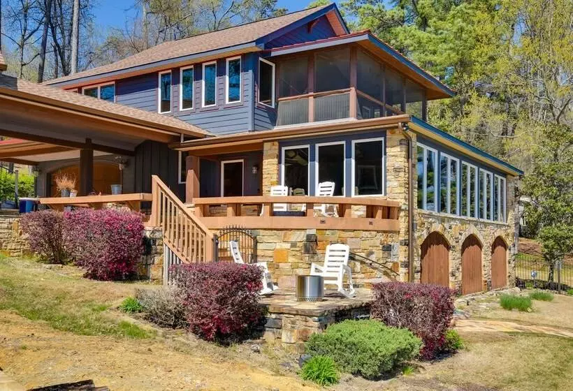 Luxurious Lakefront Paradise In Scottsboro W/ Dock
