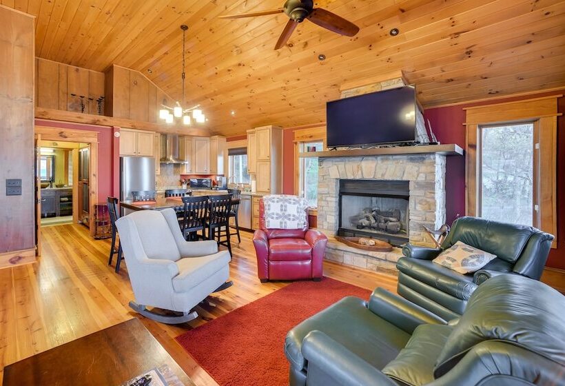 Luxurious Lakefront Paradise In Scottsboro W/ Dock