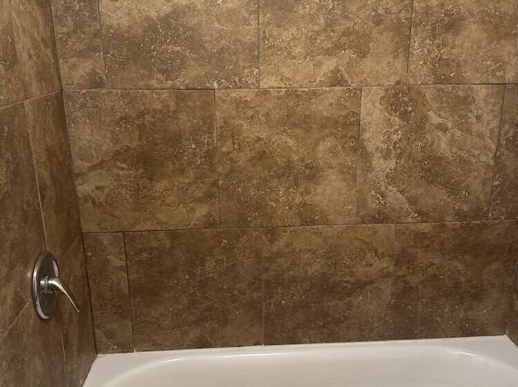 汽车旅馆  American Inn