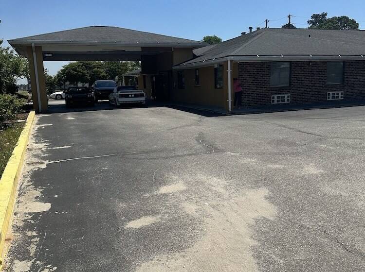 汽车旅馆  American Inn