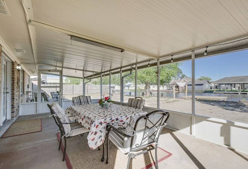 Peaceful Morgan City Home W/ Docks & Canal Access