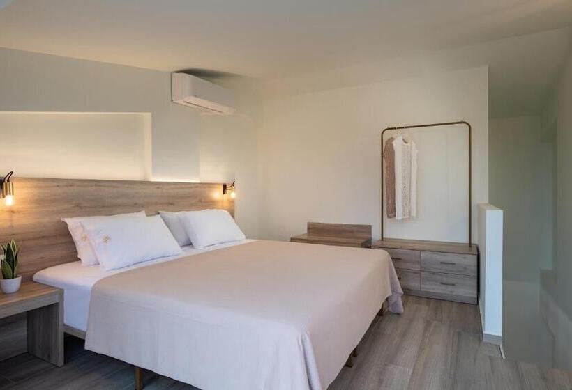 פנסיון Aetherion Studios & Suites