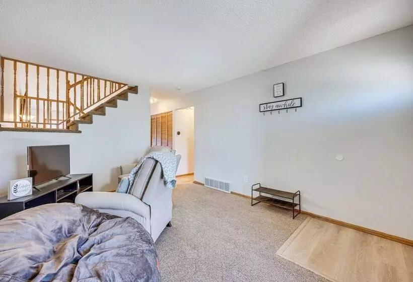 Pet Friendly Colorado Springs Home W/ Mtn Views!