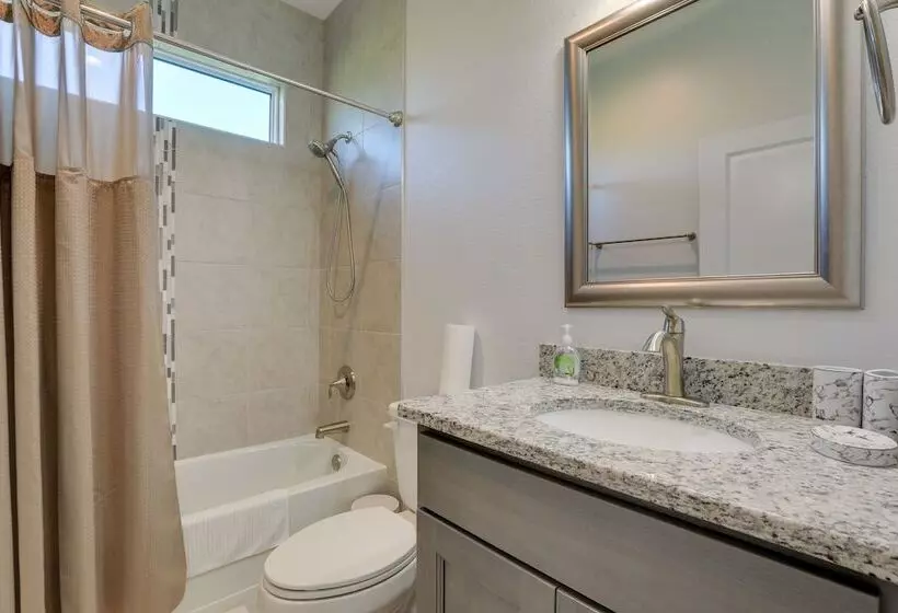 Port Charlotte Home: Heated Pool, Screened Lanai!