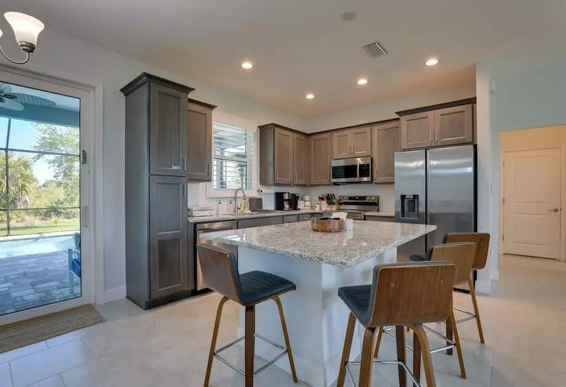 Port Charlotte Home: Heated Pool, Screened Lanai!