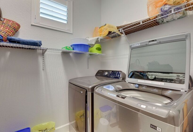 Port Charlotte Home: Heated Pool, Screened Lanai!